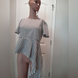 Vince Camuto Size M Black and White  Stripped Asymmetrical Top